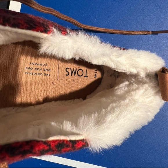 Toms Womens Size 11 Red Plaid Venice Collection Faux Fur Lined Booties Winter - Picture 4 of 6